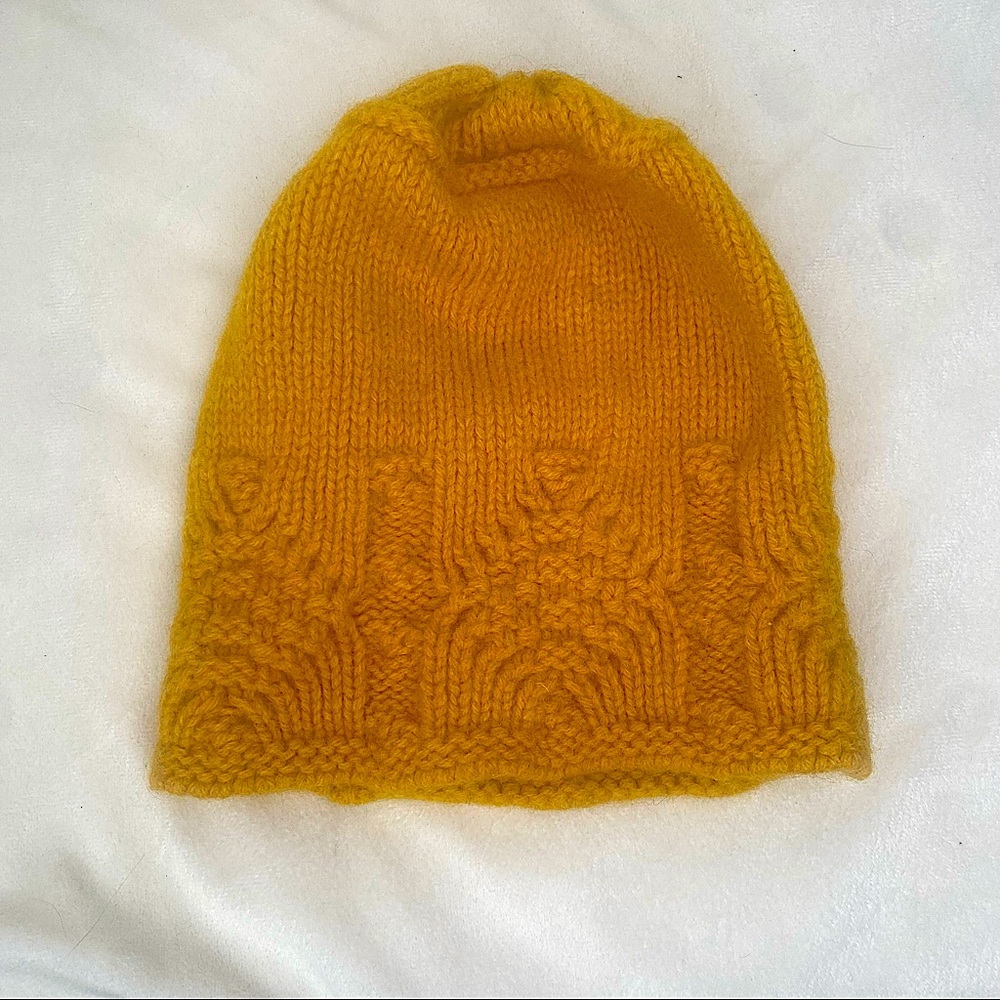 Gap 100% Wool Yellow Beanie with Argyle Pattern Detail
